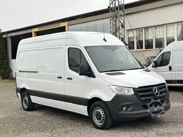 Yüksek tavanlı panelvan Mercedes-Benz Sprinter 315 CDI L2H2 DAB MBUX KlimaKam