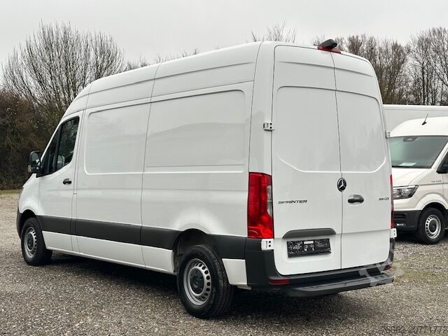 Yüksek tavanlı panelvan Mercedes-Benz Sprinter 315 CDI L2H2 DAB MBUX KlimaKam