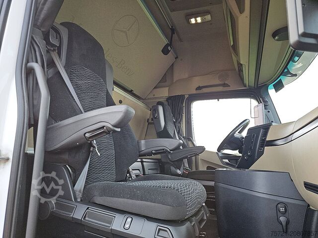 Standard-SZM MERCEDES-BENZ ACTROS 1851 LS GIGASP. RET. NIGHTAC