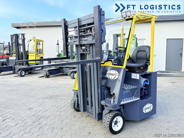 Chariot élévateur multidirectionnel Combilift CB3000 GAS TRIPLEX 4900 FREE-LIFT