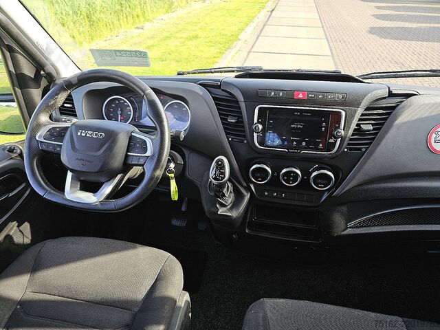 منصة التحميل IVECO DAILY 35C18 ac automaat EURO6