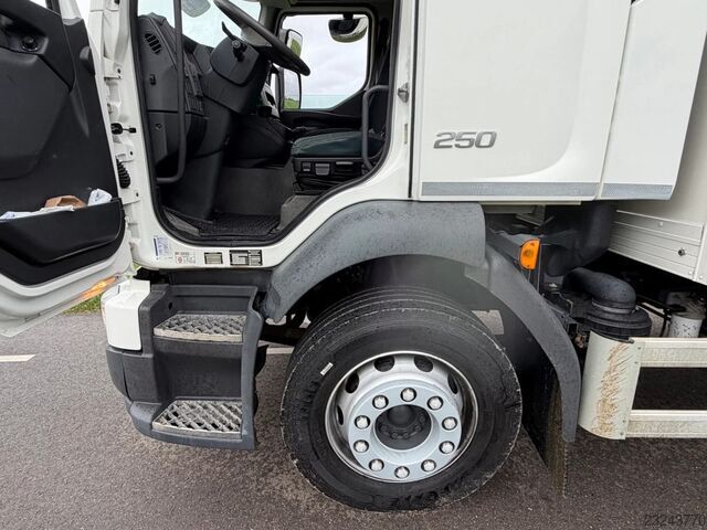  Scania 