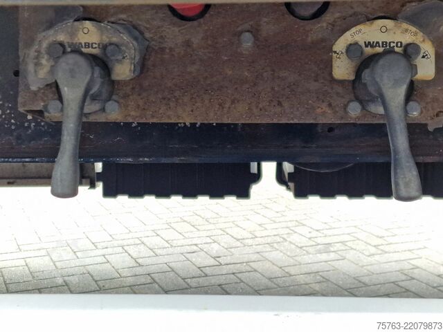 Bâche Krone 3 axle trailer - SAF Axle -