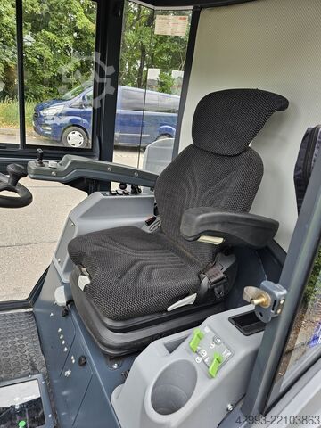 подметальная машина Hako Citymaster 1600