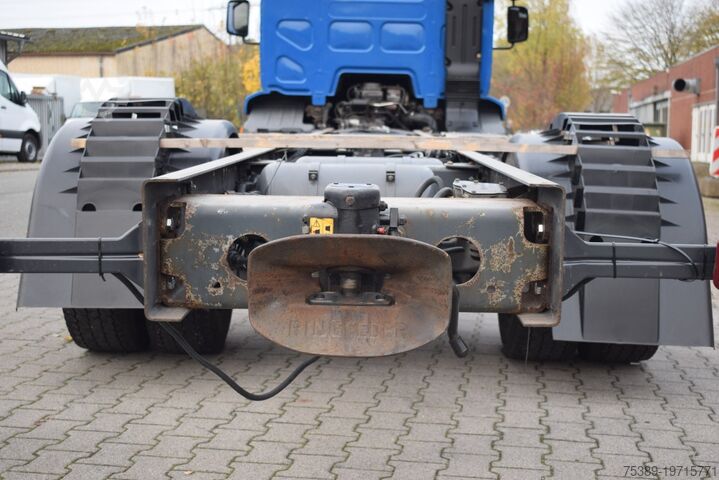 แชสซีรถบรรทุก Daf LF 280 Fahrgestell Klima Navi 8-Gang ACC AHK