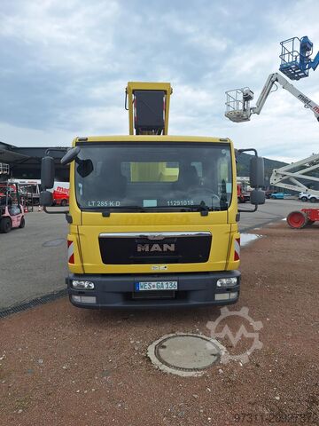 Nacelle télescopique sur poids lourd RUTHMANN T 285 / MAN TGL 7.150 4X2 BB