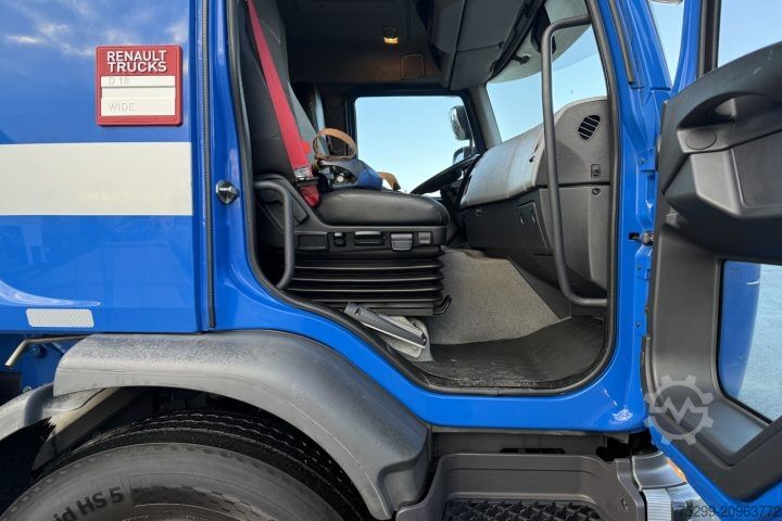 מנוף מותקן על משאית Renault D Wide 18.380 4x2 F130A.22 / Swiss-Vehicle