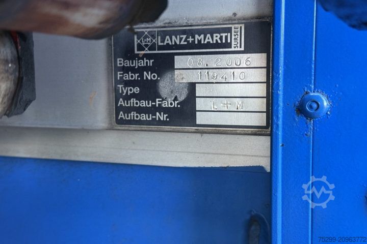 מנוף מותקן על משאית Renault D Wide 18.380 4x2 F130A.22 / Swiss-Vehicle