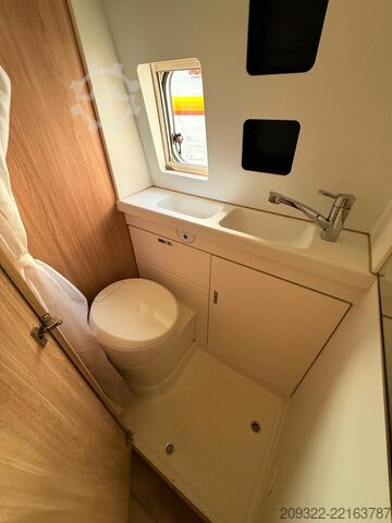 Matkaauto 2023 Fiat Ducato Weinsberg Carabus | Manuale | L3H2