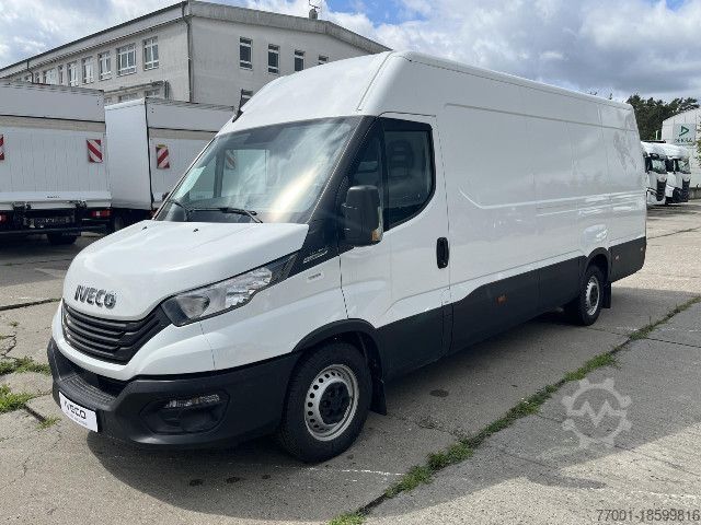 Furgone a tetto alto IVECO 35S16A8V / HI-MATIC / PDC / Radio / Klima / 270°