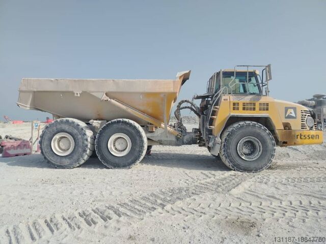 自卸卡车 Komatsu HM400-3R (4 pieces available in Abu Dhabi)