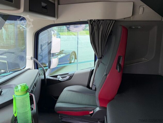 Tractora standard VOLVO FH 13.460 ONLY 661.000 KM FULL SPOILER 2X TANKS