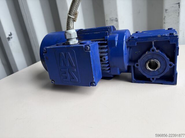 SEW-EURODRIVE WA20DT71D4BMG 0,37 kW, 43 omdr./min, 54 Nm, i=32,09, Bremse 230 VAC SEW-EURODRIVE WA20DT71D4BMG 0,37 kW 43 obr./min 54 Nm i=32,09 Hamulec 230 VAC SEW-EURODRIVE WA20DT71D4BMG 0,37 kW 43 obr./min 54 Nm i=32,09 Hamulec 230 VAC