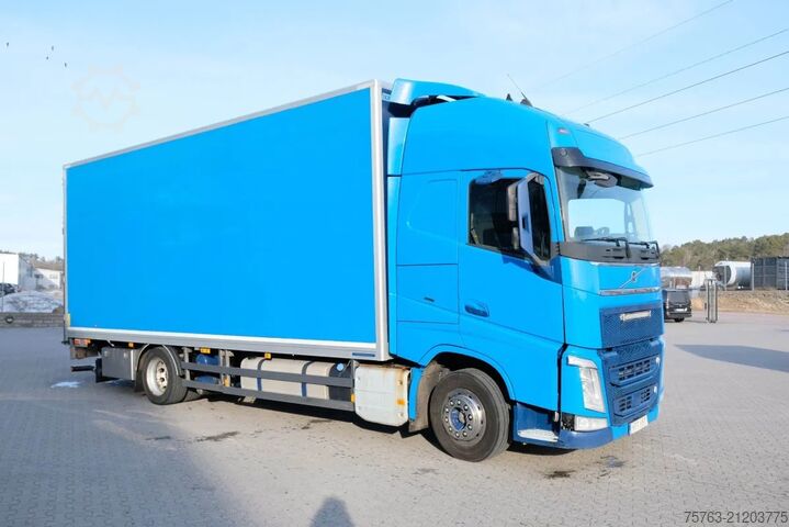  Volvo FH 13.420 Globetrotter XL 4x2 - Box - Loadlift ...