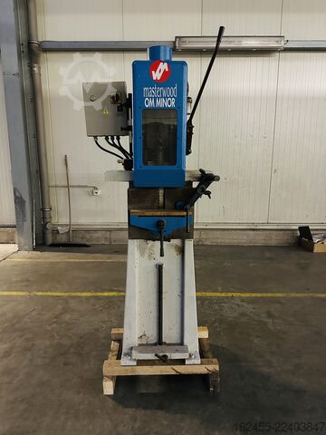 Máquina de mortais com corrente MASTERWOOD OM Minor
