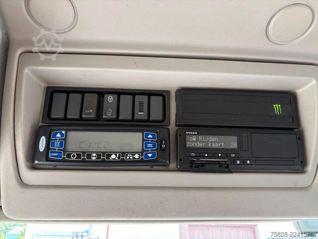 Šaldytuvas sunkvežimis VOLVO FL250 mit Carrier Supra 1150 Mt°