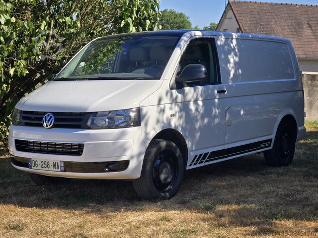 панельний фургон VW Transporter T5 Edition 2.0 BiTDI 180 ch