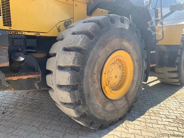 Ekskavatör Komatsu WA500-7