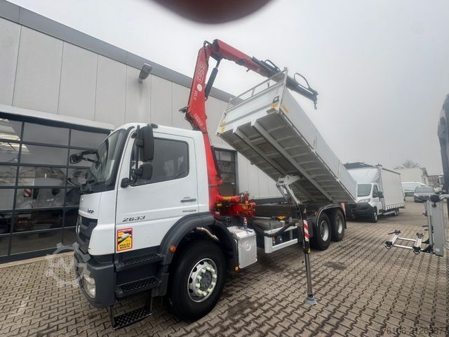 Tipper truck MERCEDES-BENZ Axor 2633 Kipper mit Kran Fassi F135