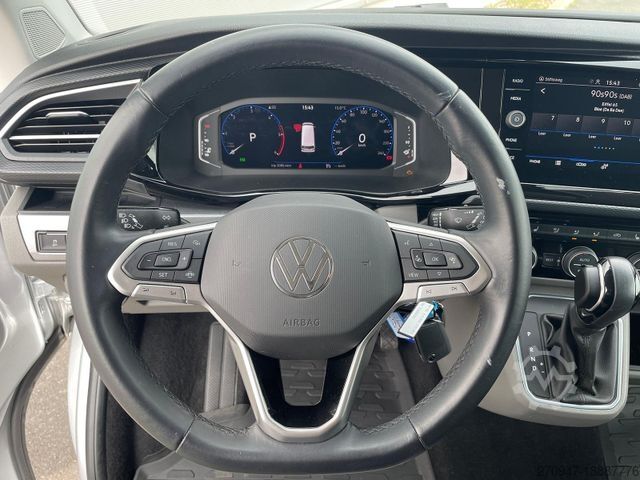 Minibus VOLKSWAGEN T6.1 Caravelle Highline STANDHZ NAVI LEDER PDC