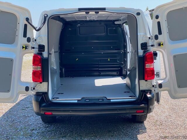 Furgone cassonato alto + lungo FIAT Scudo L3 Aut. Carplay. Navi. Klima. PDC