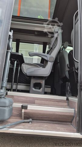 Minibus MERCEDES-BENZ 319 StockSprinter VIP Shuttle 9 SS  Panoramadach