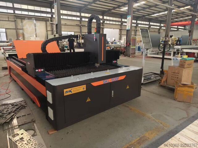 Machine de découpe laser JINAN SENKE CNC MACHINE SKL-1530F