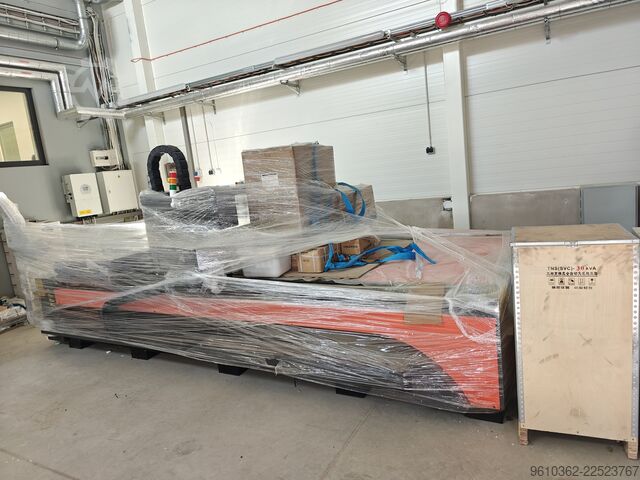 Machine de découpe laser JINAN SENKE CNC MACHINE SKL-1530F