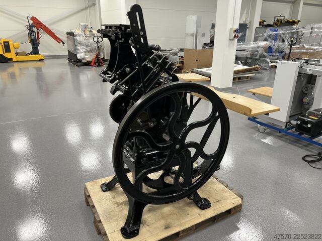 Bogtrykkerimaskine Letterpress printing press foot operated
