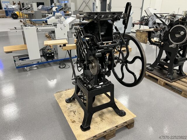 Bogtrykkerimaskine Letterpress printing press foot operated