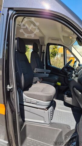 Minibusz Opel Movano Mobility Airline Boden Rolli