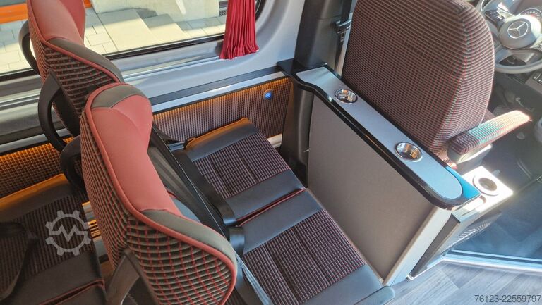 Minibusz MERCEDES-BENZ 517 Lord Comfort XXL Vorlauffahrzeug 23 SS