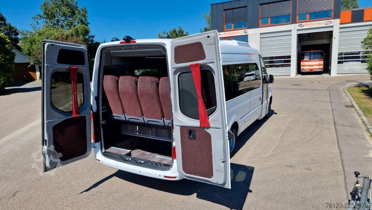 Minibusz MERCEDES-BENZ 517 Lord Comfort XXL Vorlauffahrzeug 23 SS