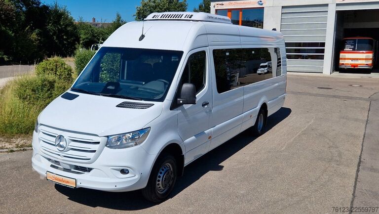 Minibusz MERCEDES-BENZ 517 Lord Comfort XXL Vorlauffahrzeug 23 SS