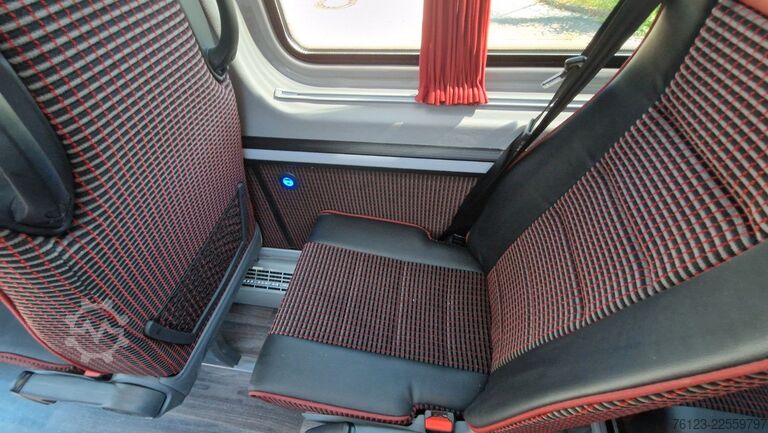 Minibusz MERCEDES-BENZ 517 Lord Comfort XXL Vorlauffahrzeug 23 SS