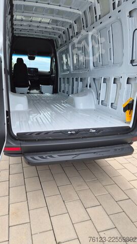 Magas tetős furgon MERCEDES-BENZ Sprinter III Kasten  519 CDI RWD 4x 4 Allrad