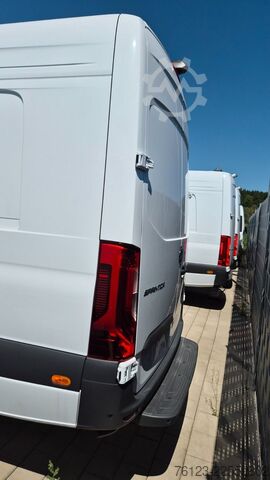 Magas tetős furgon MERCEDES-BENZ Sprinter III Kasten  519 CDI RWD 4x 4 Allrad