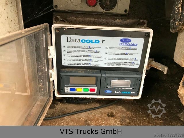 马匹运输挂车 Finkl VA 220 4 Stock Viehanhänger