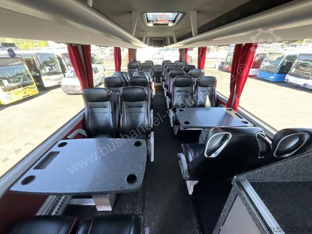 Autobus za međugradski prevoz MAN R 08 Lion's Coach L