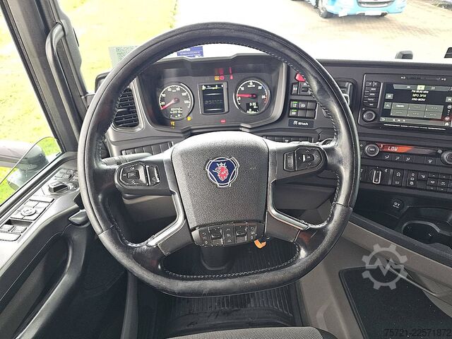 BDF 系统 SCANIA R450 6x2*4