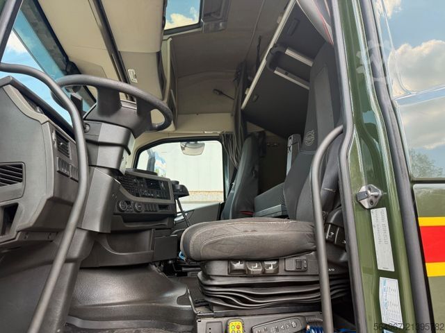 Trak rata dengan terpal VOLVO FH460 Pritsche Plane Bordw. Klima Retarder LBW