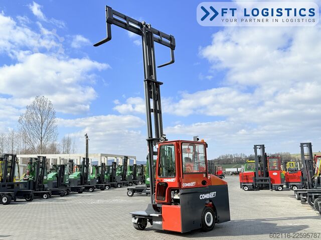 Vierwegestapler Combilift C3000ET TRIPLEX 5940 WIDE FORK POSITIONE