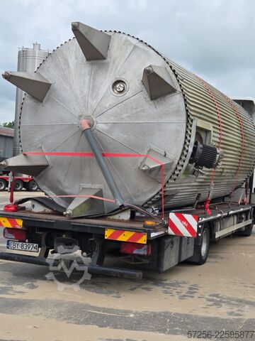 резервуар зберігання 32000l Insulated stainless steel tank with a side-mount propeller agitator