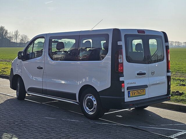Pengangkutan penumpang OPEL VIVARO 1.6 L1 Combi 9p Airco