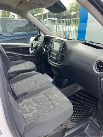 Xe van thùng kín MERCEDES-BENZ Vito 114 LANG 9G-TR. KLIMA NAVI KAMERA LED AHK