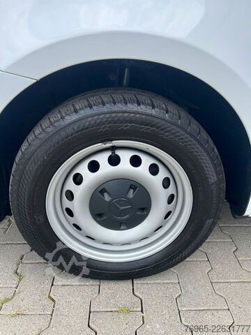 Xe van thùng kín MERCEDES-BENZ Vito 114 LANG 9G-TR. KLIMA NAVI KAMERA LED AHK