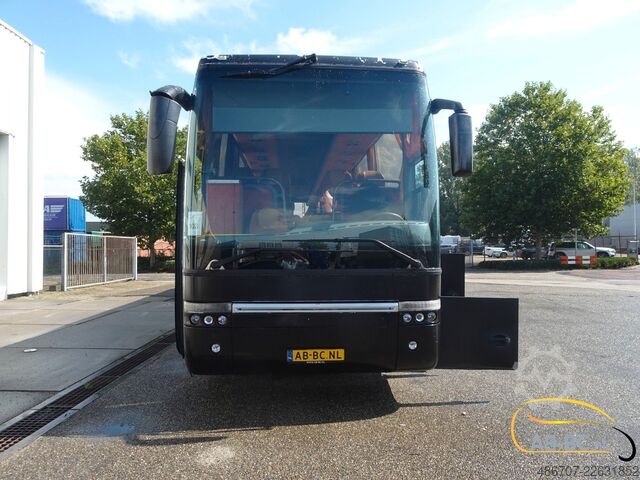 Tūrisma autobuss VAN HOOL T917 Acron, 63 Sitze