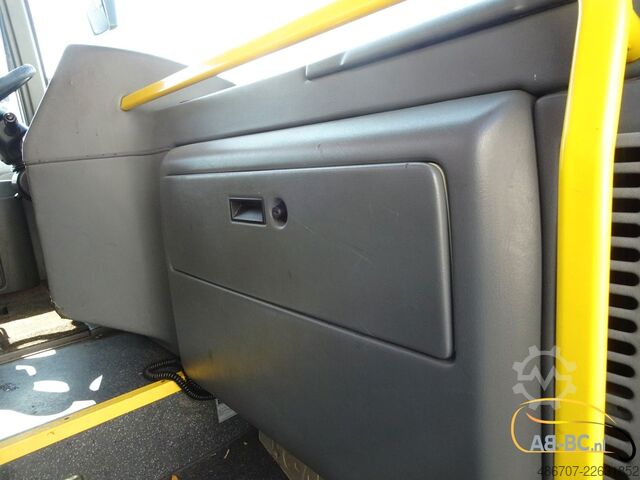 Tūrisma autobuss VAN HOOL T917 Acron, 63 Sitze