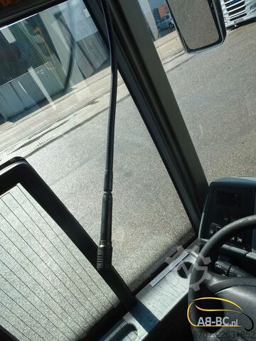 Tūrisma autobuss VAN HOOL T917 Acron, 63 Sitze
