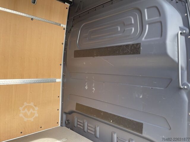 High top van MERCEDES-BENZ Sprinter 317 CDI KA/3665/L2H2/MBUX/NAVI/AUTOMATI
